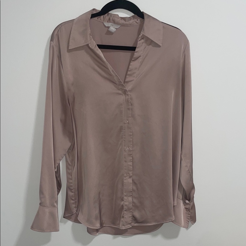 H&M Women's Button Down Shirt in Blush